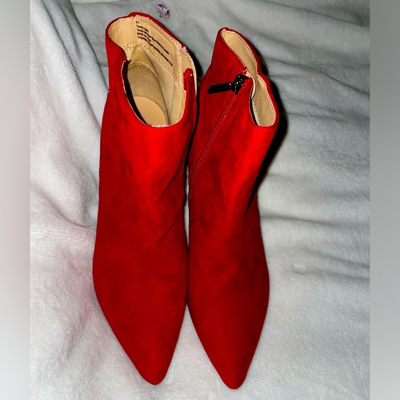Red Faux Suede Ankle Bootie.  Pointed toe, stiletto heel, never worn. - Picture 2 of 6